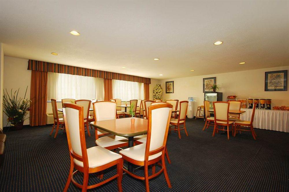 Comfort Inn Chester - Richmond South Extérieur photo